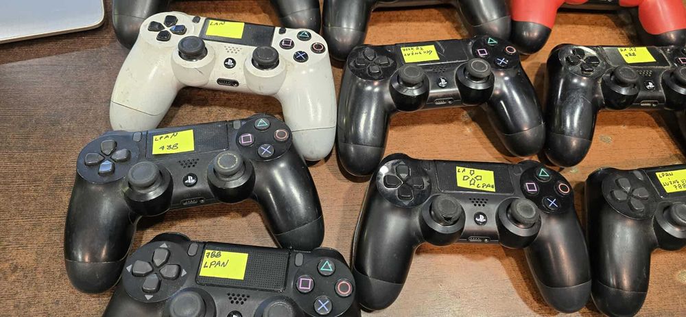 Pady do konsoli Ps4 15szt