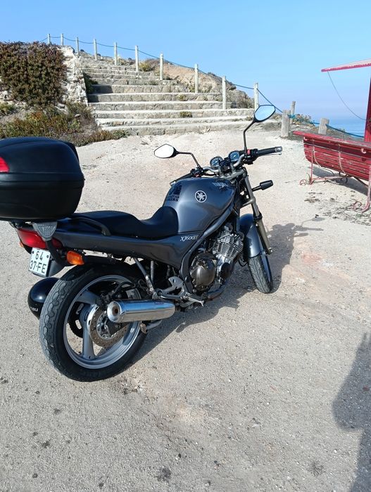 Moto Yamaha xj600N