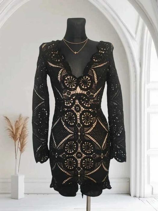 Sukienka koktajlowa Love Triangle XS