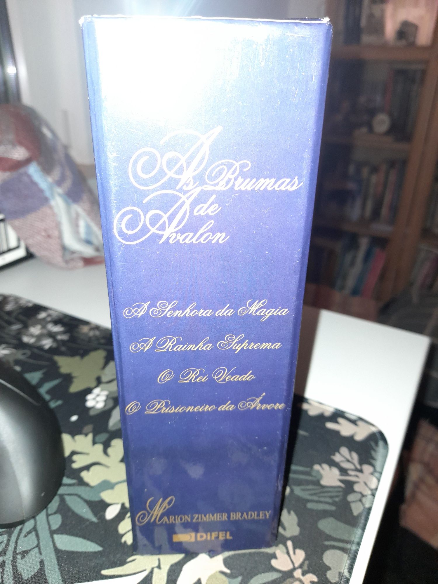 As Brumas de Avalon Edição Especial 4 Volumes de Marion Zimmer Bradley