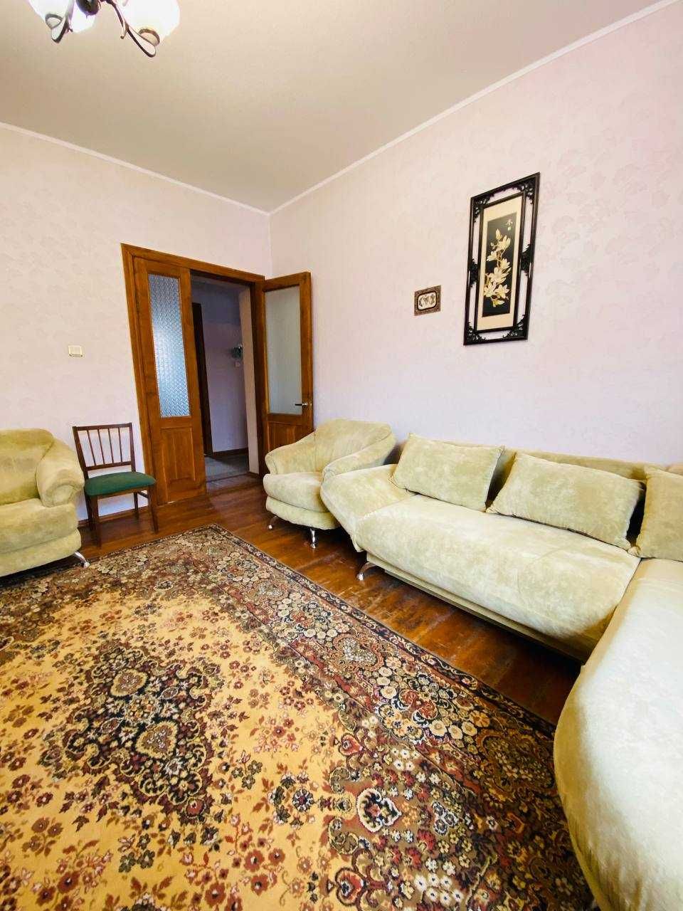 Продаж власного  2-поверхового будинку . Артема, біля 13 школи