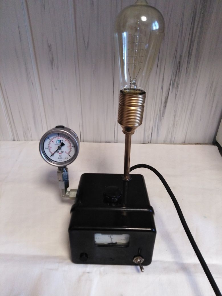 Lampa Edison stary miernik temperatury ETA bakielit loft vintage