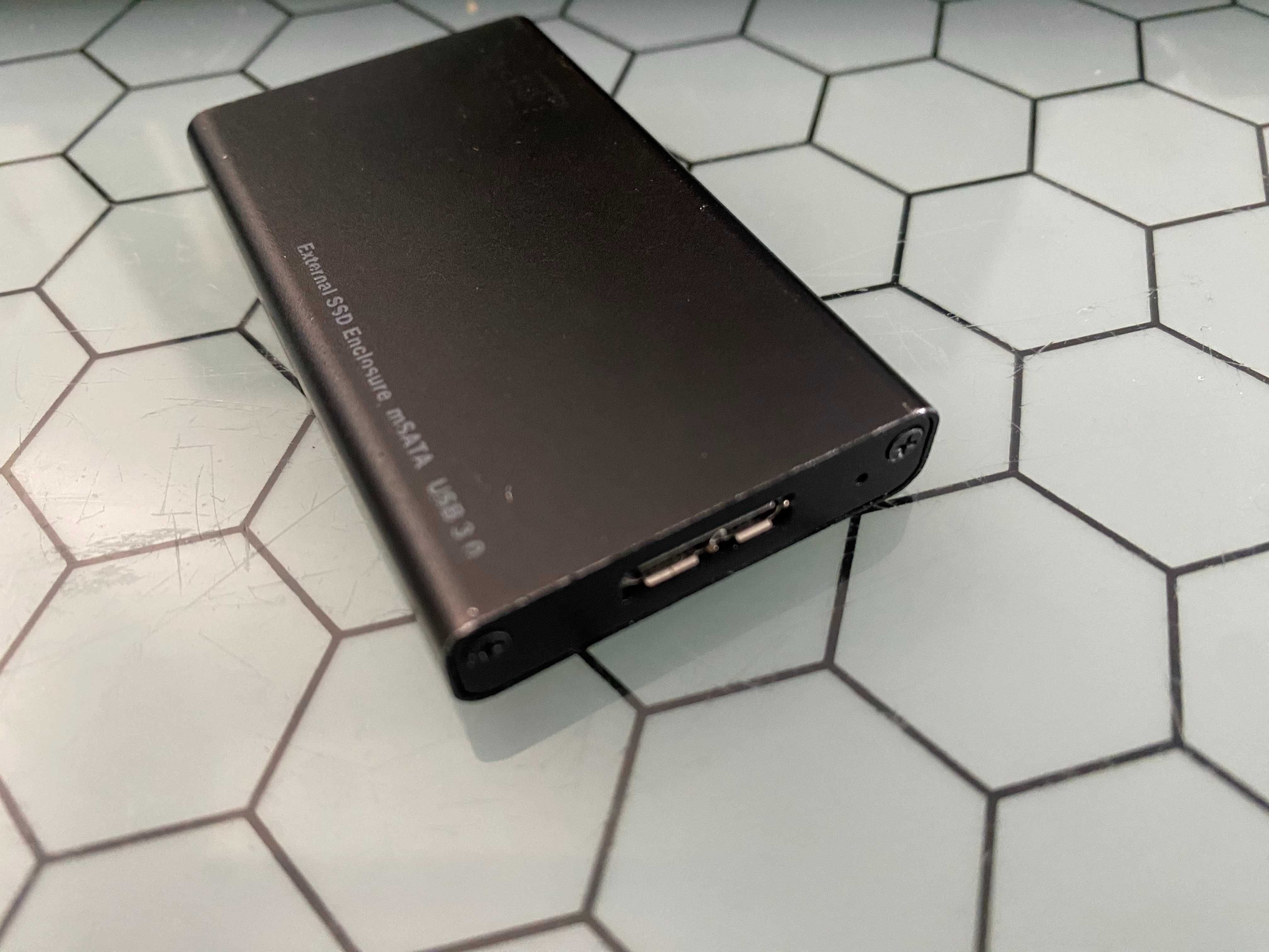 SSD Samsung SM841N mSATA 512GB w obudowie USB 3.0 - w świetnym stanie!