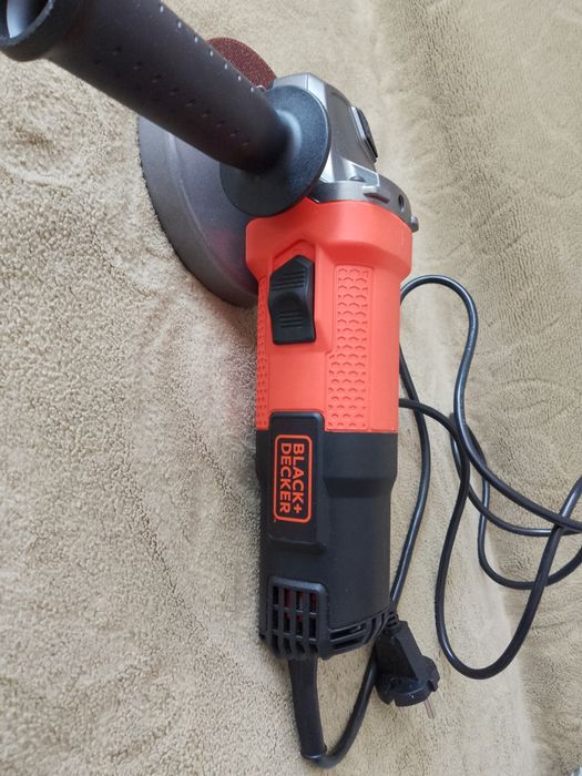 Szlifierka kątowa BLACK+DECKER 125mm