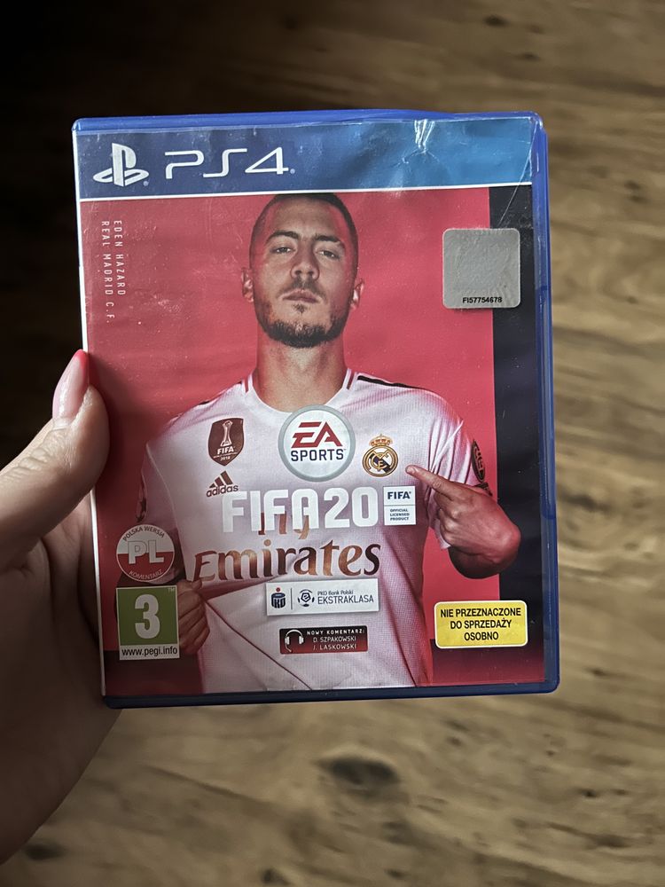 Sprzedam gry na PS4