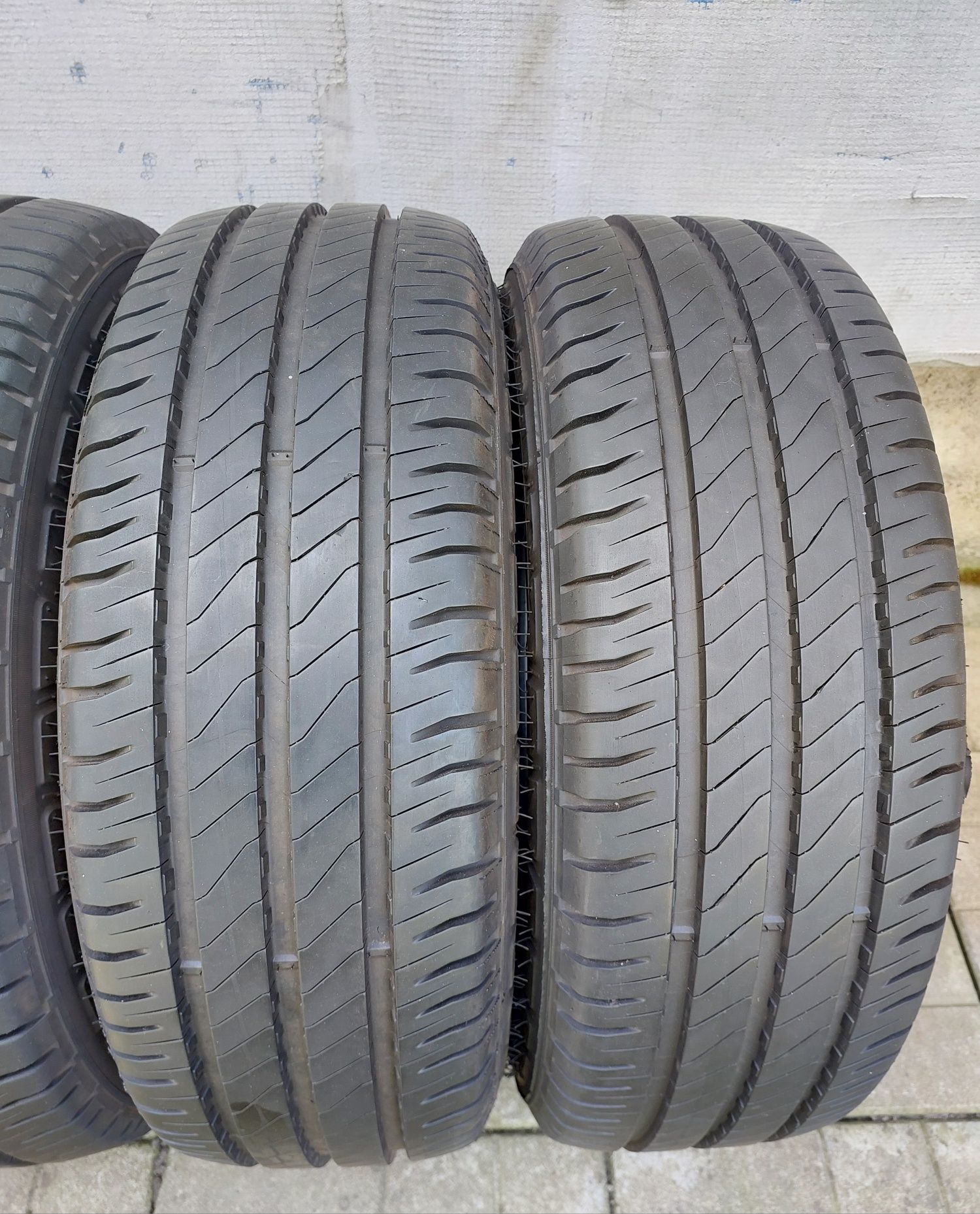 Шини  r16C  215-65  Michelin Agilis 3  2022рік  Стан