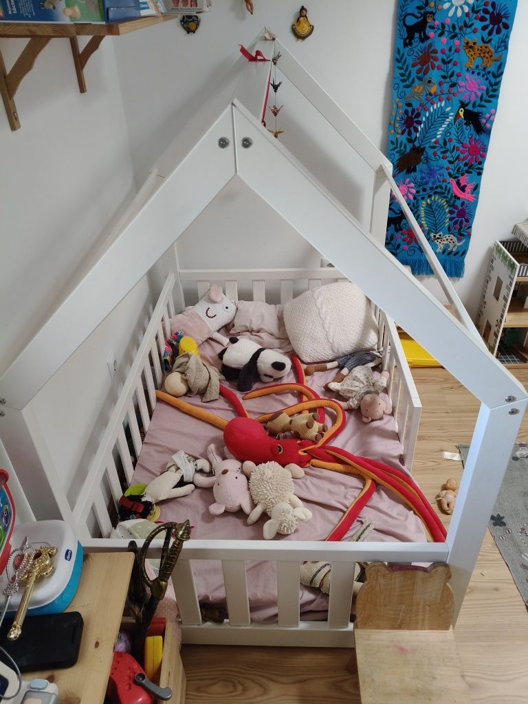 Cama criança com colchão