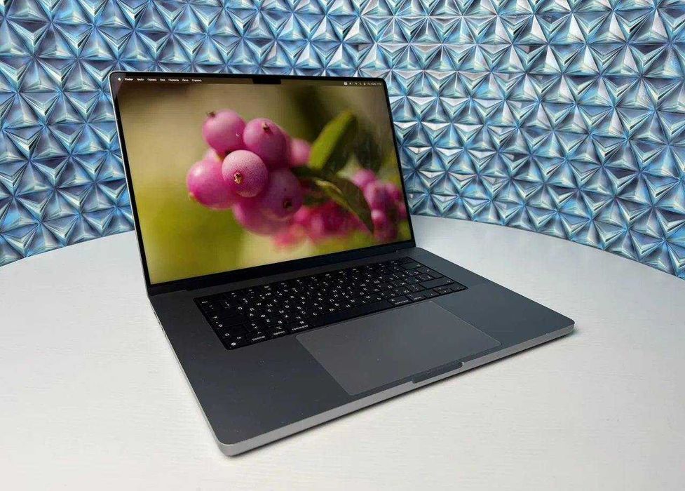 MacBook Pro 16 2021 M1 Pro 16Gb 1Tb Space Gray