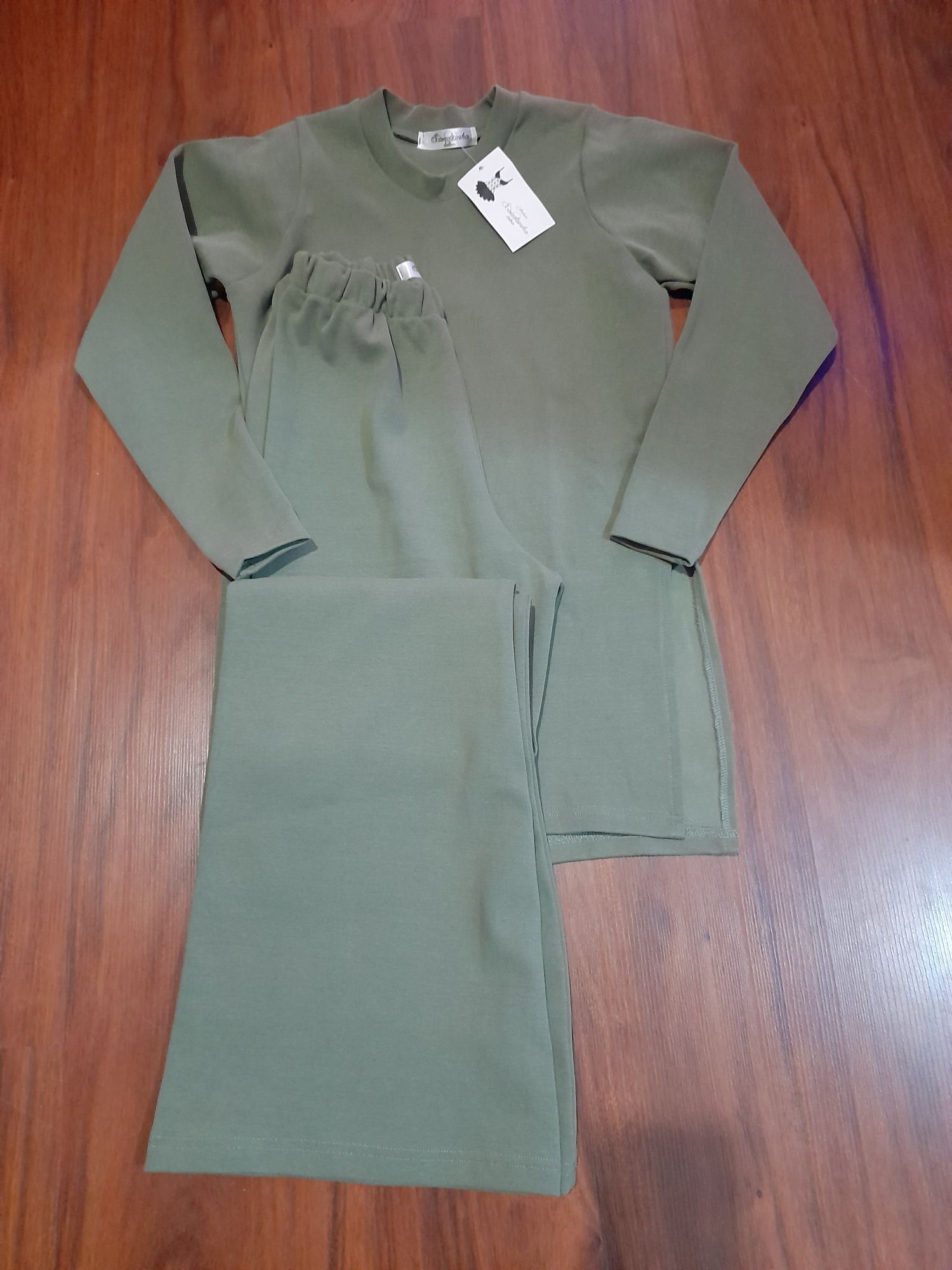 Conjunto Verde NOVO!!!