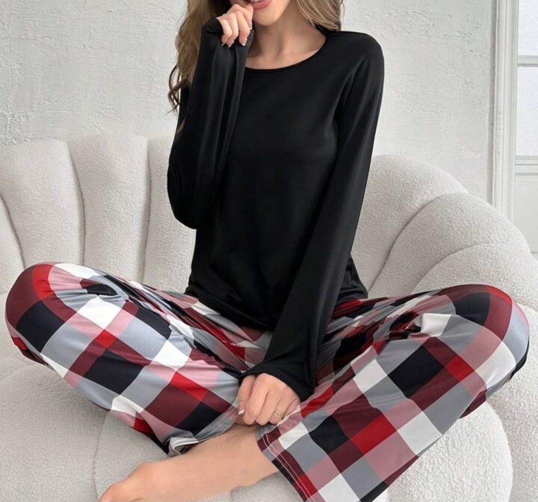 Pijama de Senhora "Cosmic" - M/L [NOVO]