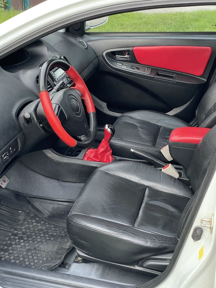 Geely mk cross.