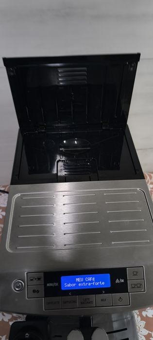 Máquina café delonghi primadonna S