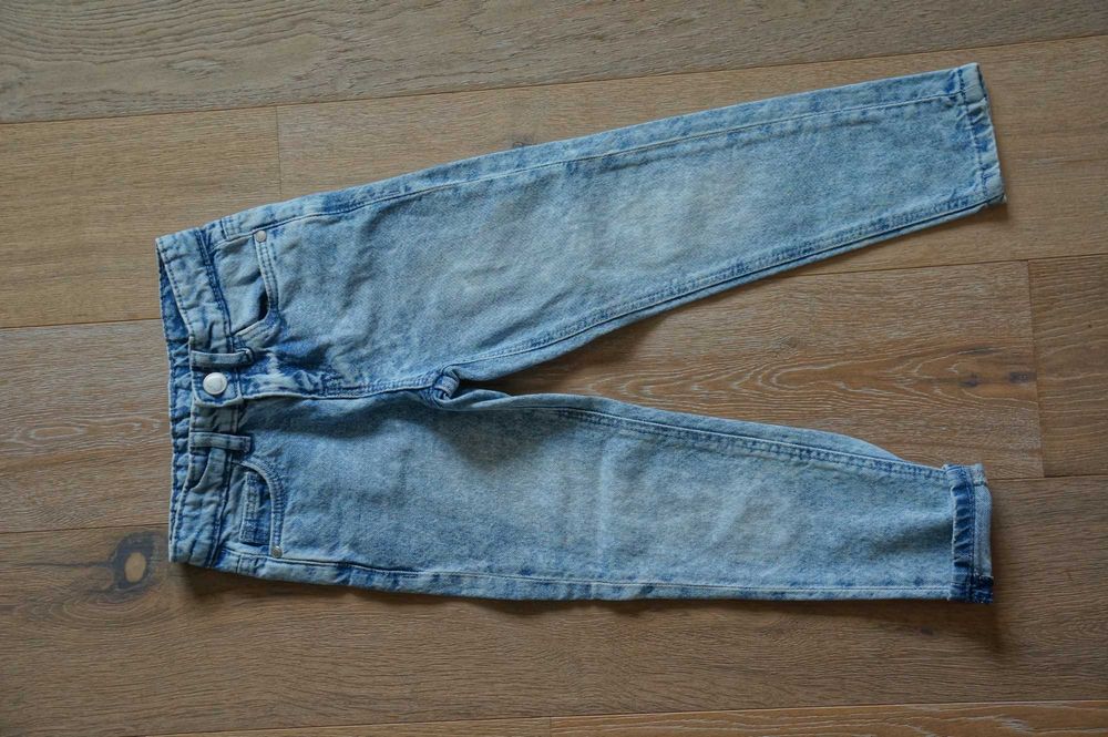 Джинсы для девочки 104