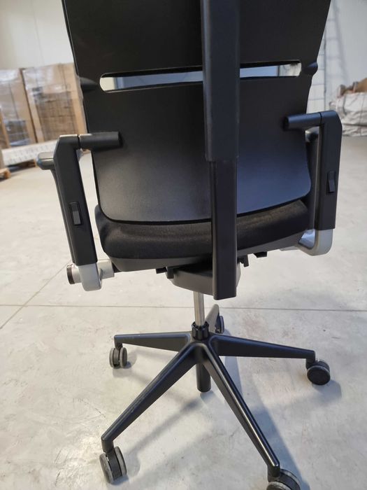 Krzesło na kółkach biurowe STEELCASE Please V2