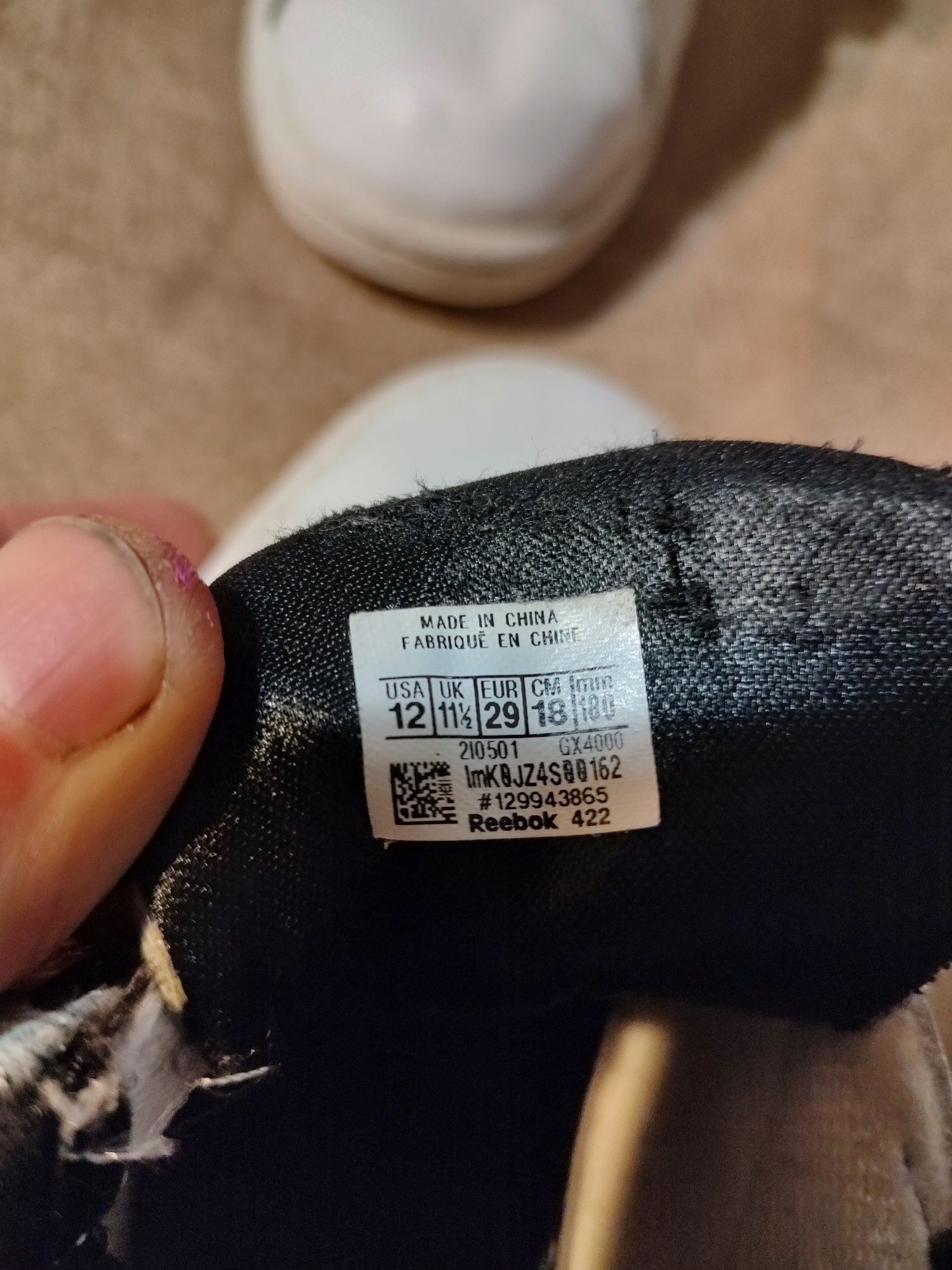 Białe buty Reebok