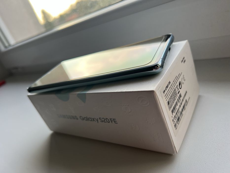 Samsung galaxy s20 fe mint
