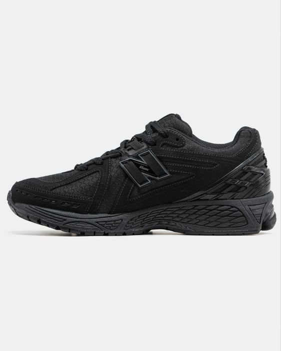 New Balance 1906R Triple Black Gore-Tex Cordura FUR