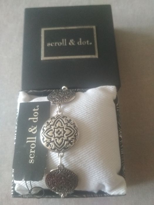 Декоративный браслет.