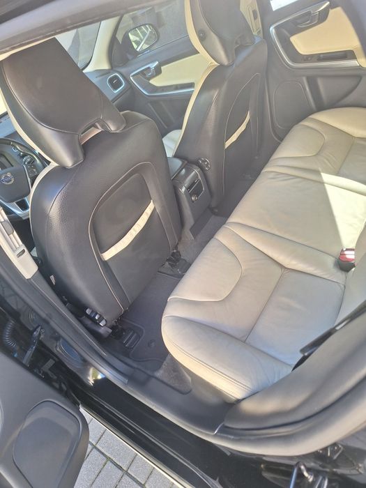 Volvo V60 2011r 2.0 D3