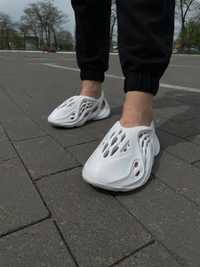 Жіночі літні кросівки Yeezy Foam Runner white (no logo) піна шльопанці