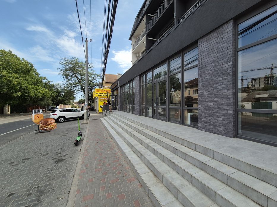 Аренда на Долгой 39. 120м. Фасад.