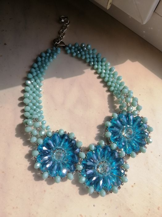 Намисто жіноче блакитне