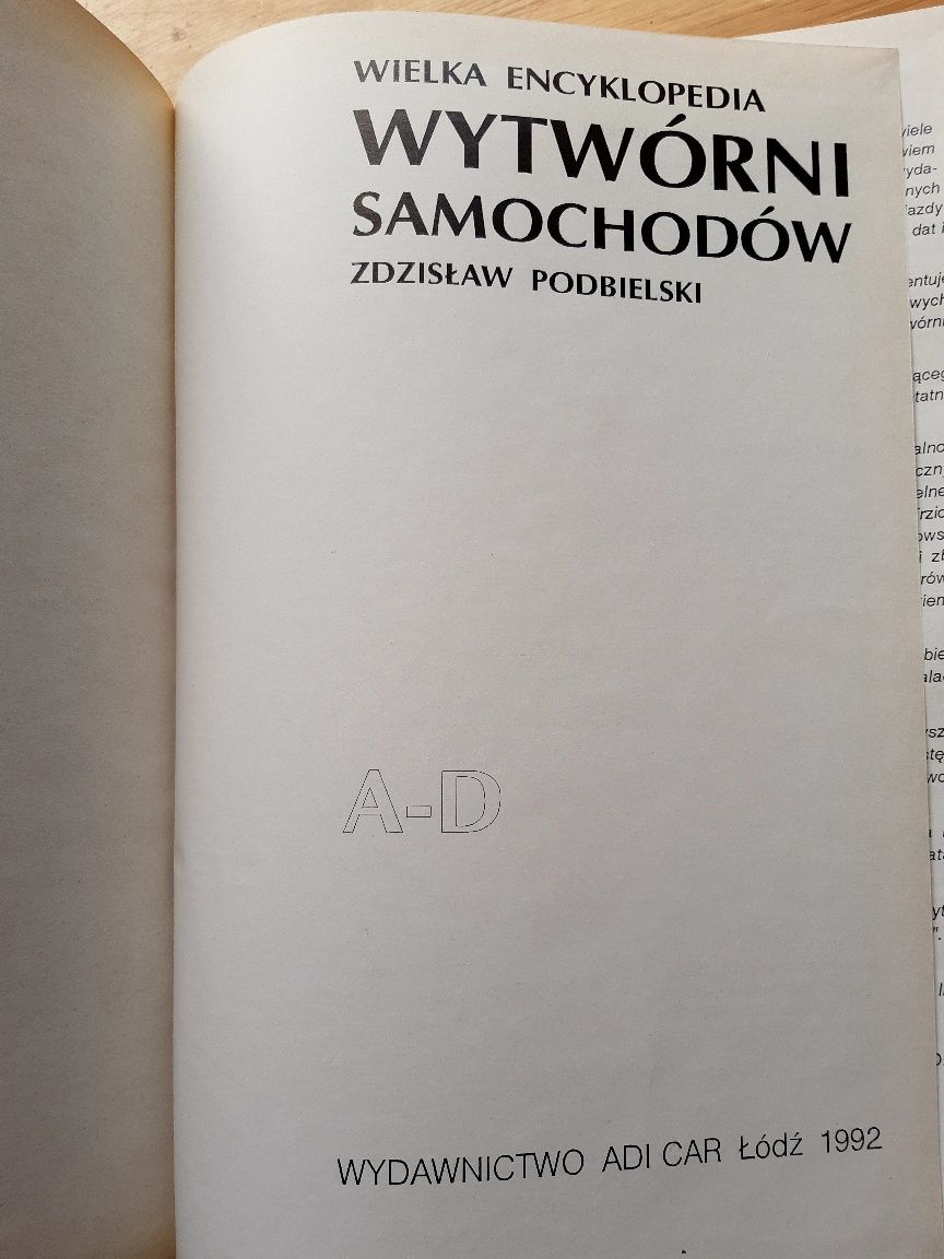 Książka Wielka Encyklopedia Wywórni Samochodów A-D Zdzisław Podbielski