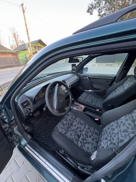 Mersedes-benz s202 c180