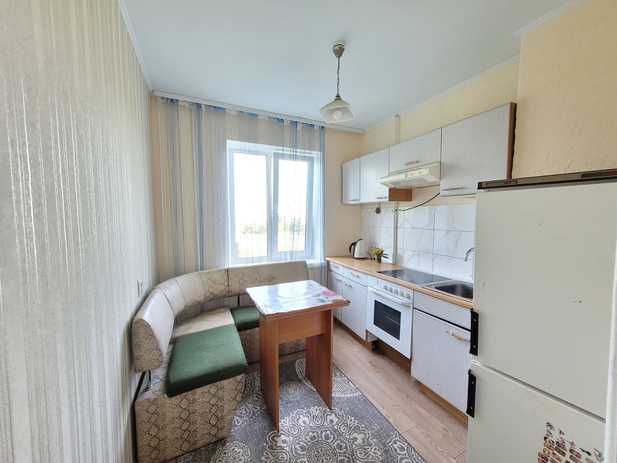 2к. Кравчука!/ЗАГС!  4/9п, 50м2, Ремонт! 12000грн + кп!