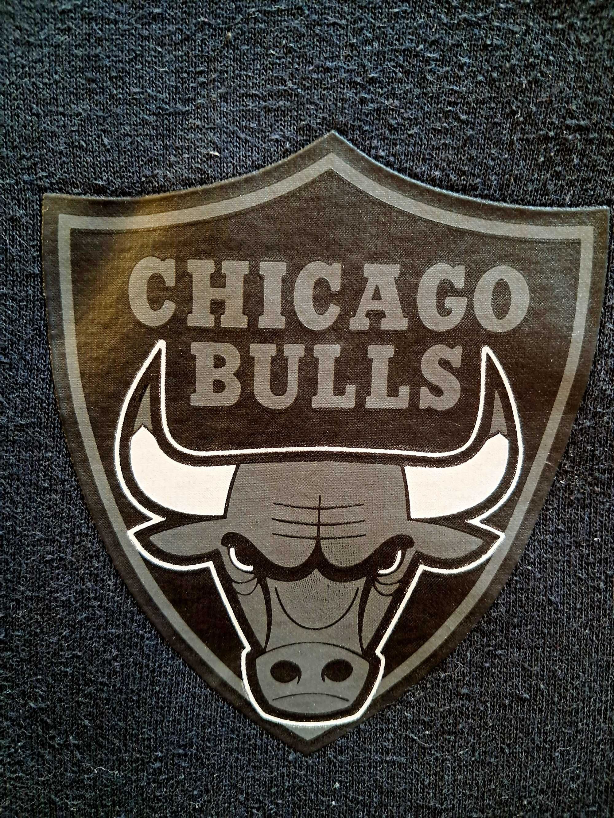 Czarna bluza z kapturem Chicago Bulls