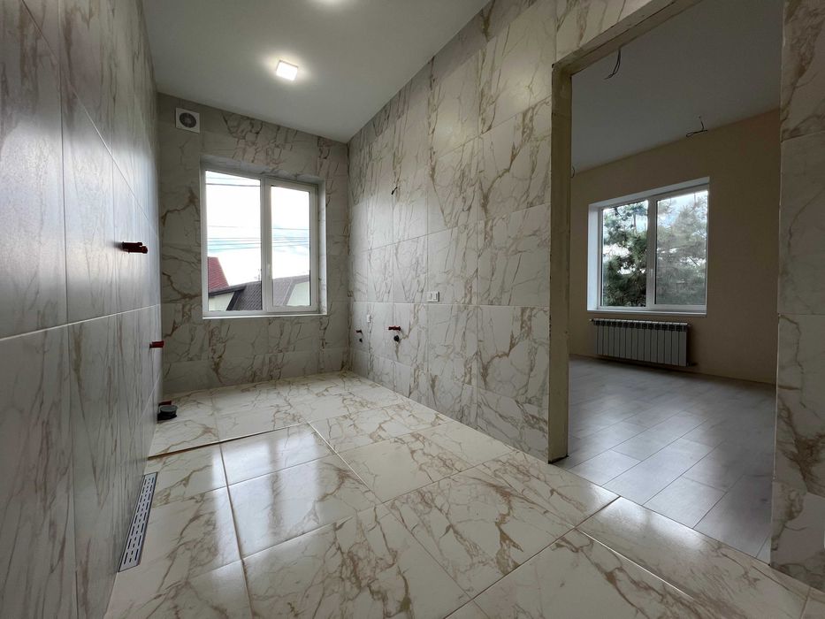 Продам новый 2-этажный дом с ремонтом в Подгородное, Ермолаевка