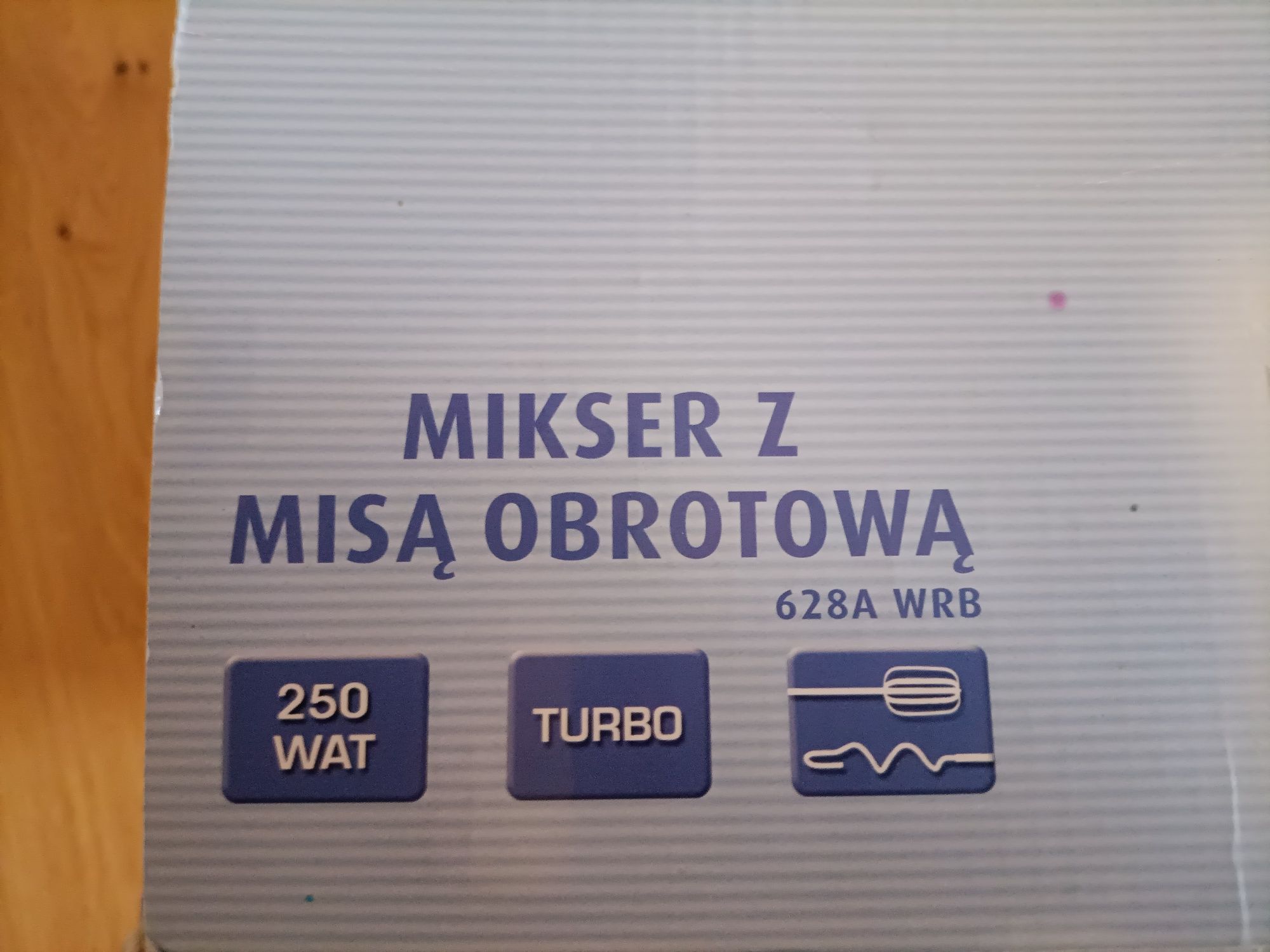 Mikser z misą obrotwa