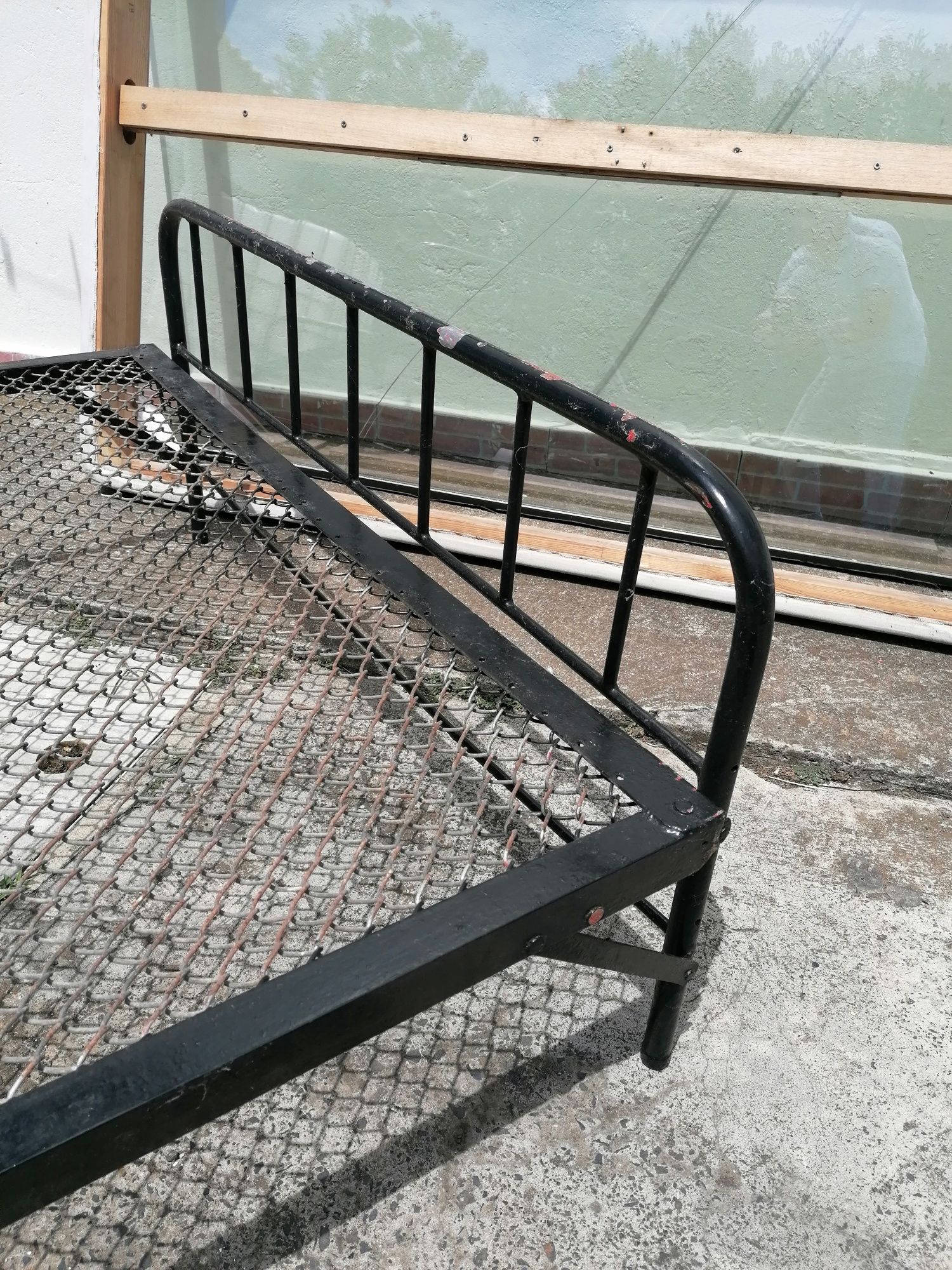 Cama em ferro 180x130