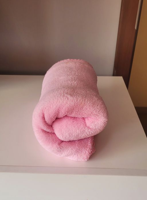 Kocyk koc 100cm x 85 cm niemowlęcy pudrowy róż