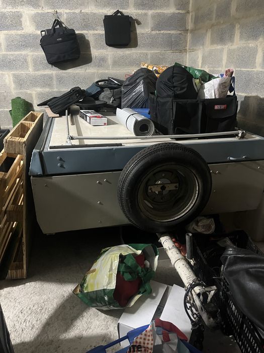 Vendo atrelado tenda