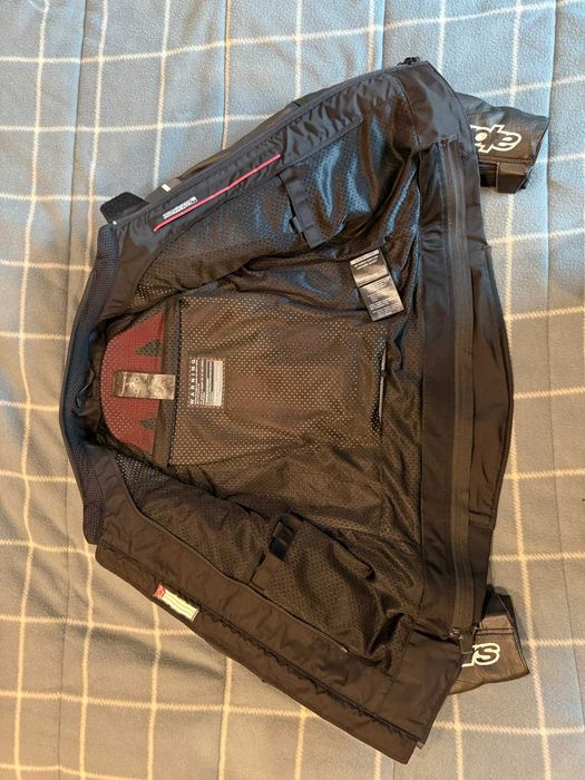 Casaco Alpinestars GP Force Airflow c/ protetor de costas