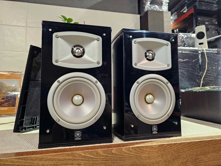 Акустика Yamaha NS-333 Black