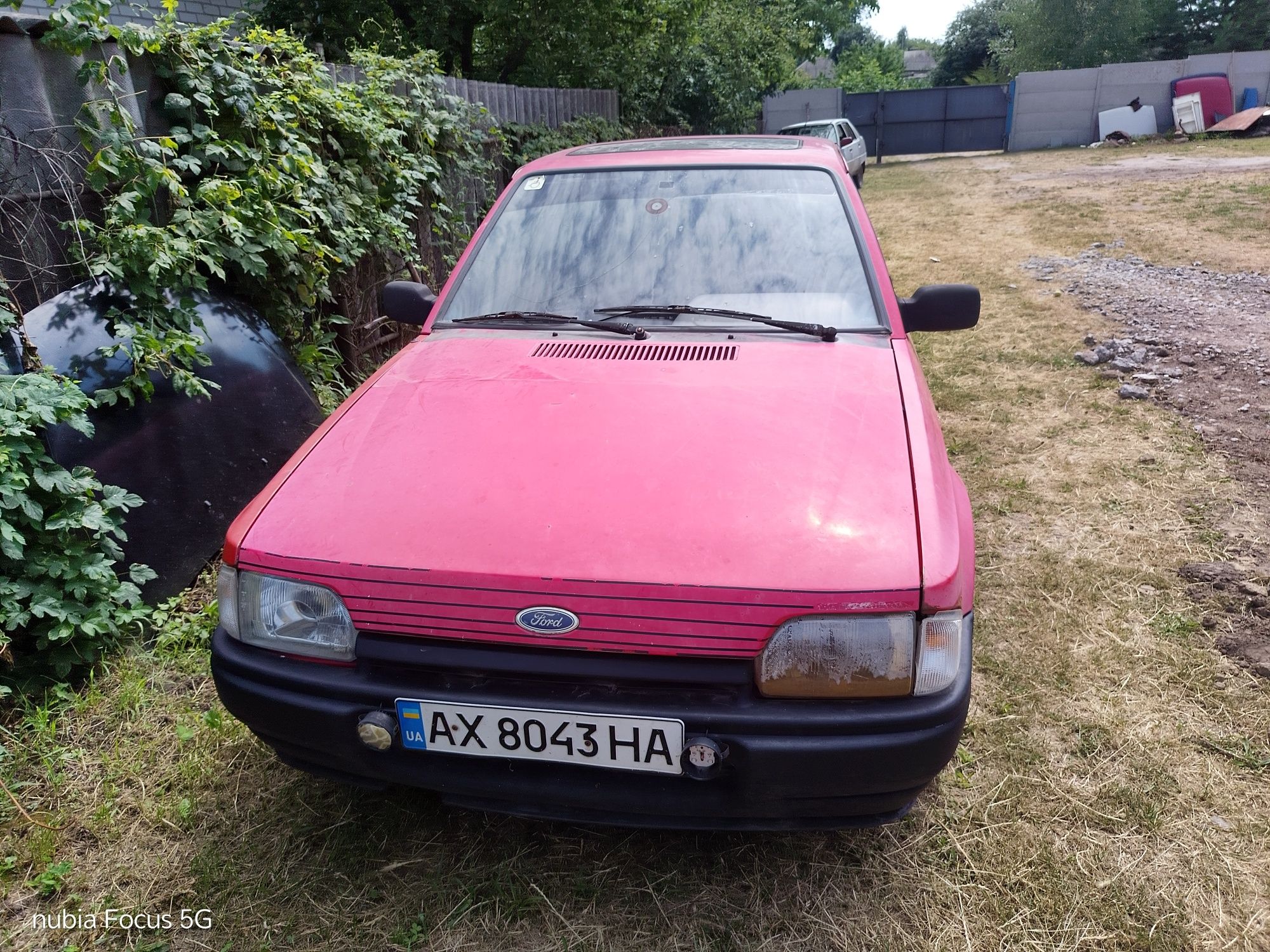 Срочно продам Ford escort