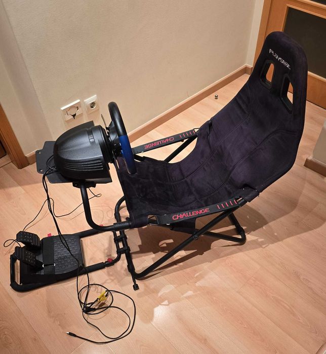 Vendo volante e pedais thrustmaster t150 + Playseat Challenge