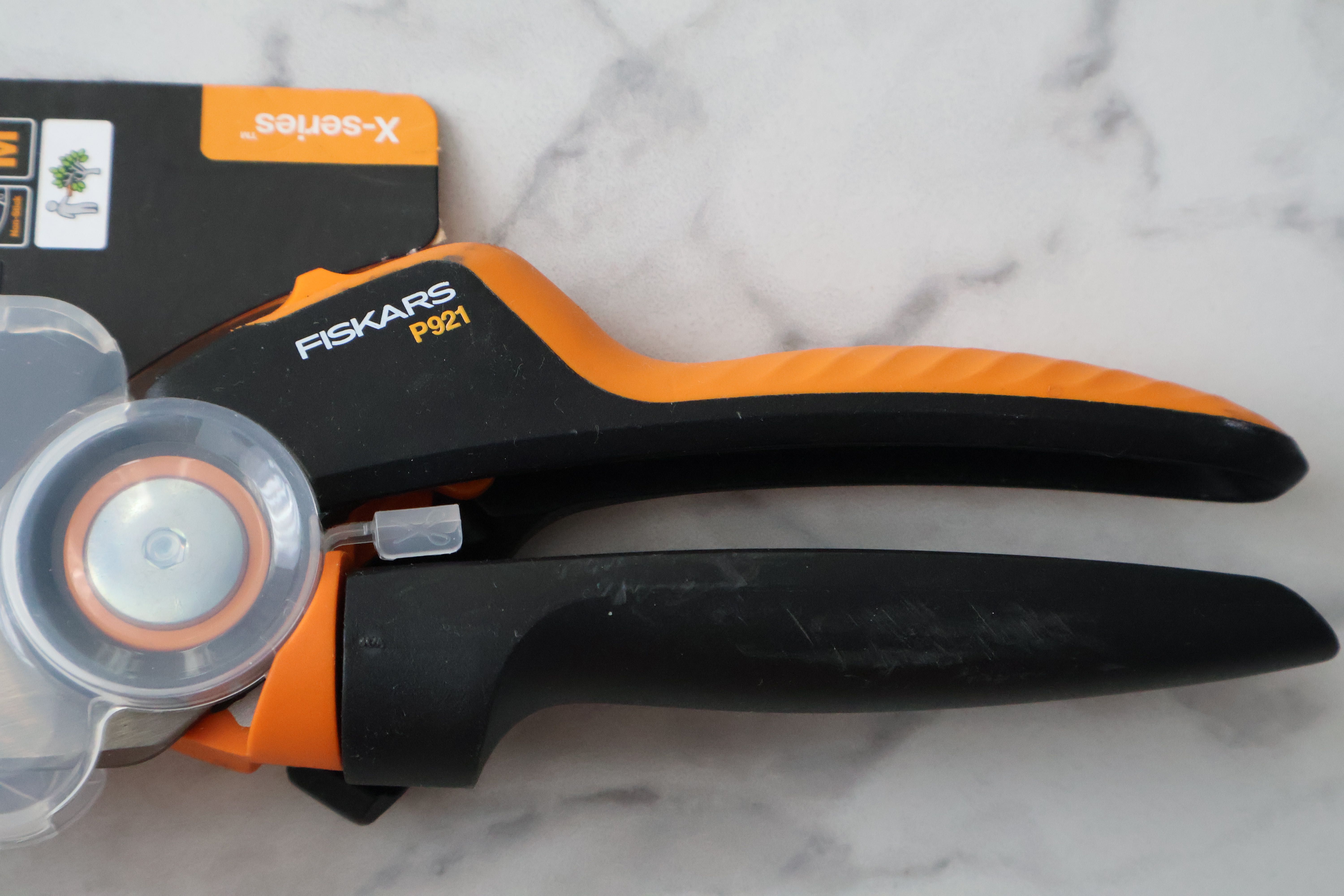 Продам секатор Fiskars P921 X-series! Оригінал!!!