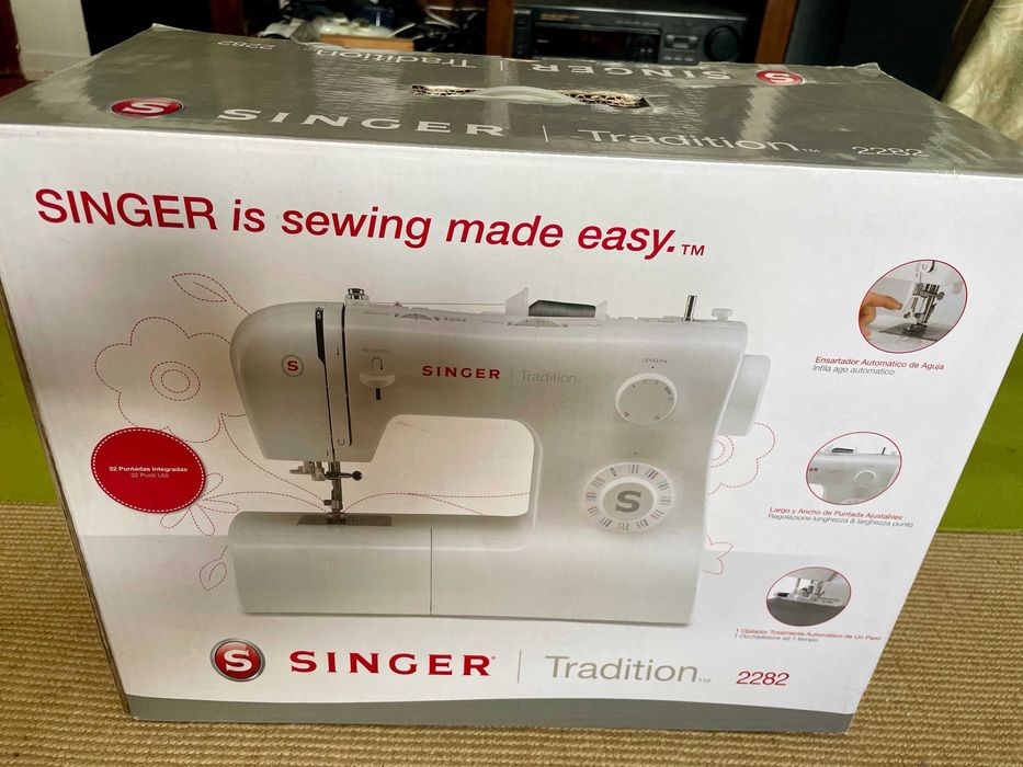 Máquina de Costura Singer New Tradition 2282