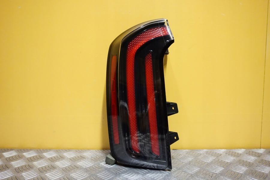 KIA TELLURIDE 2023 2024 - LAMPA TYŁ LEWA TYLNA LED USA