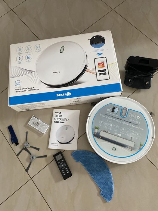 Robot sprzatajacy i mopujący z nawigacją