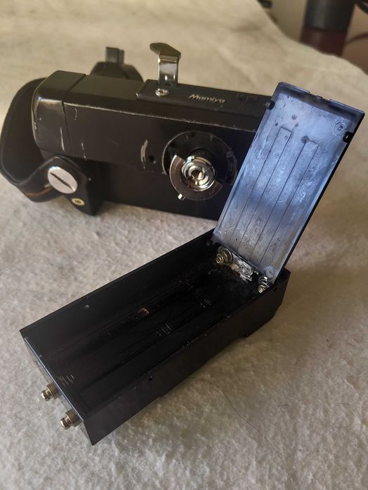 Mamiya 645 motor/power winder