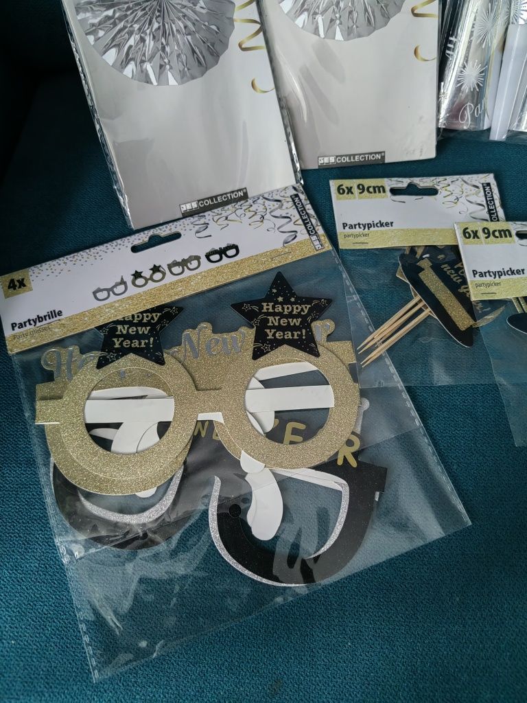 Nowy rok akcesoria okulary trąbki girlanda papierową trąbki