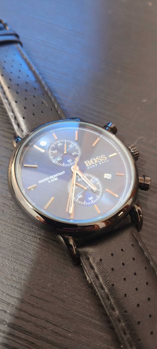 Relógio elegante como novo