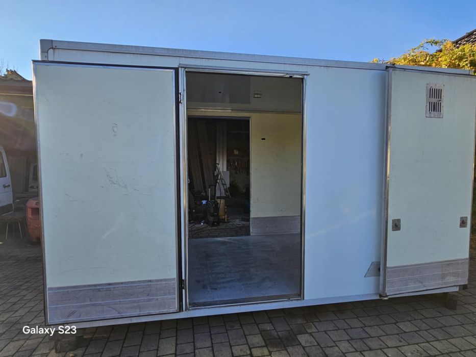 Kontener izoterma stan bardzo dobry polecam