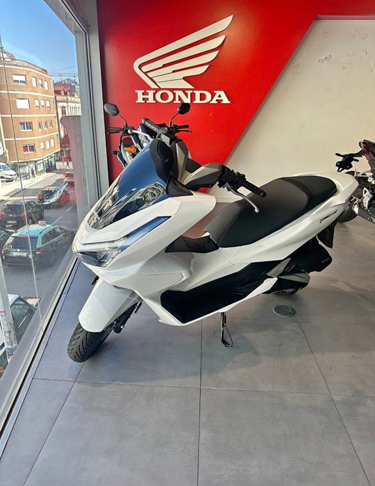 Alugo pcx 160 nova