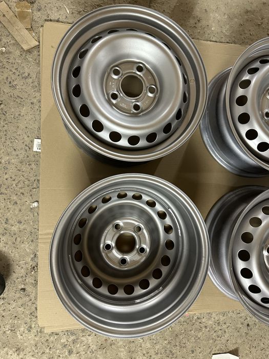 Диски металеві vw t5,t6,5/120r16,ЦО65,1