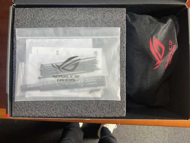 ASUS ROG Strix 1000W Aura Edition PC Power Supply (NEW)64551412360323121